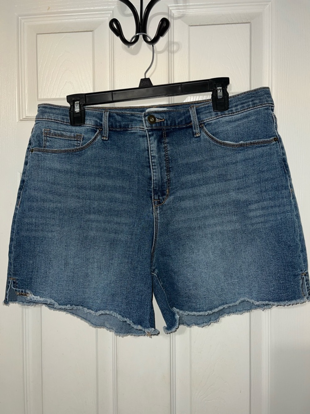 Jessica Simpson Distressed Blue Denim Jean Shorts